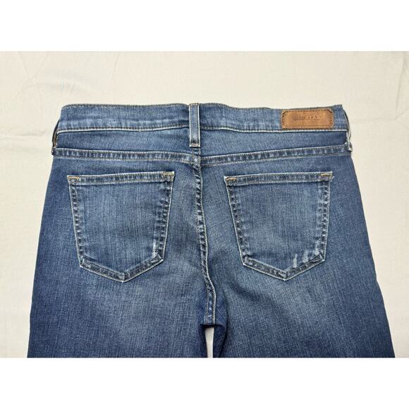 Big Star Women's Distressed Cropped Blue Denim Jeans - Size 28x25.5 - Picture 3 of 7